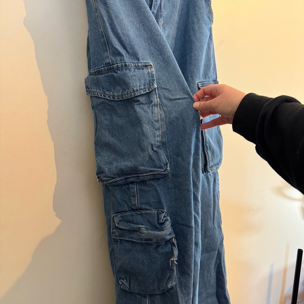 Universal Thread Classic Blue Jeans - Picture 3 of 6